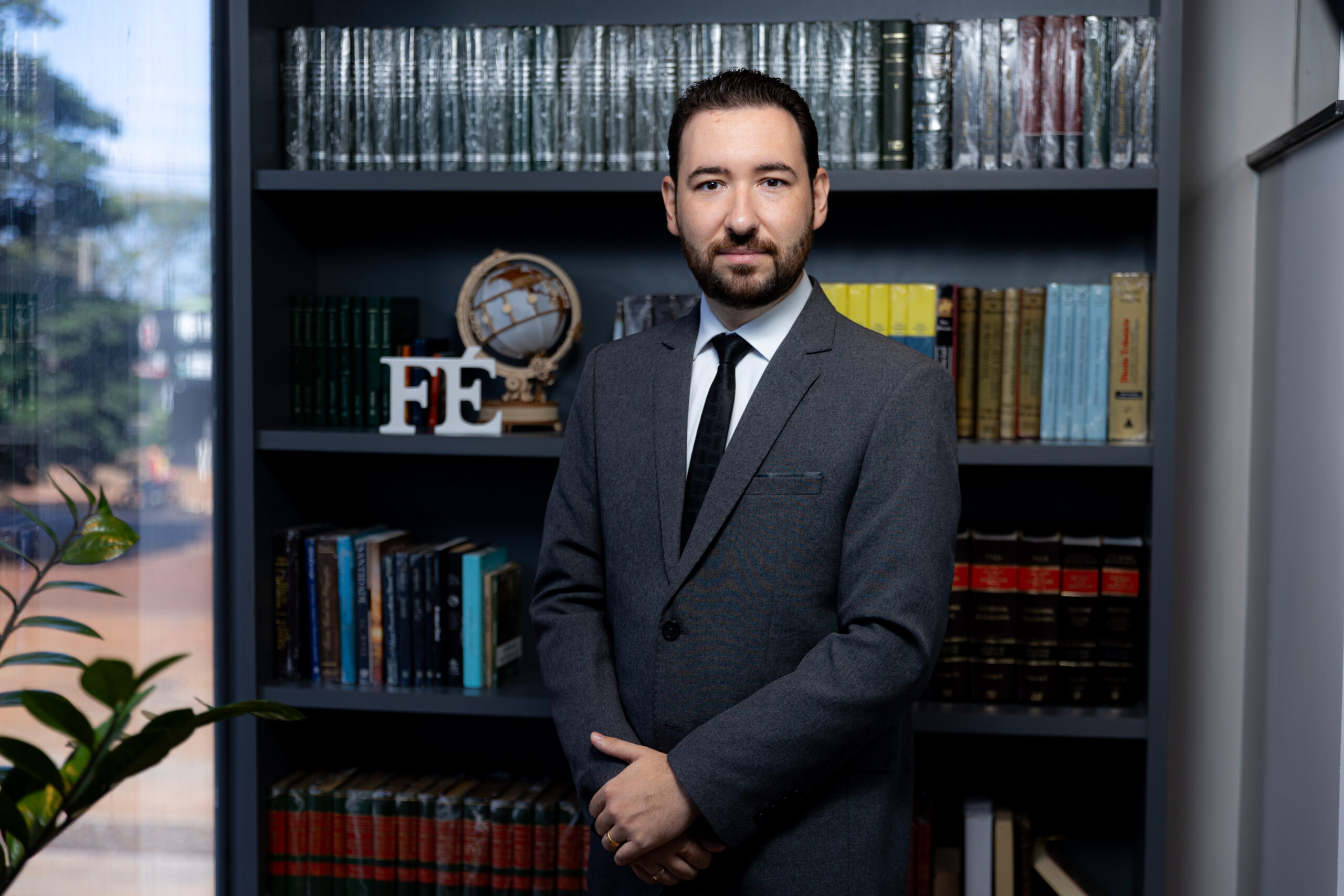 Dr. Dhionatan Marques, advogado especialista em Direito Agrário